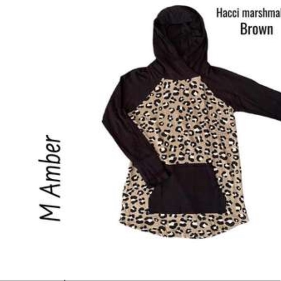 M Leopard Print & black Lularoe Amber Hoodie NWT - Picture 6 of 7
